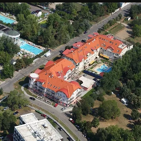 Paris-lux. Daire Hajdúszoboszló