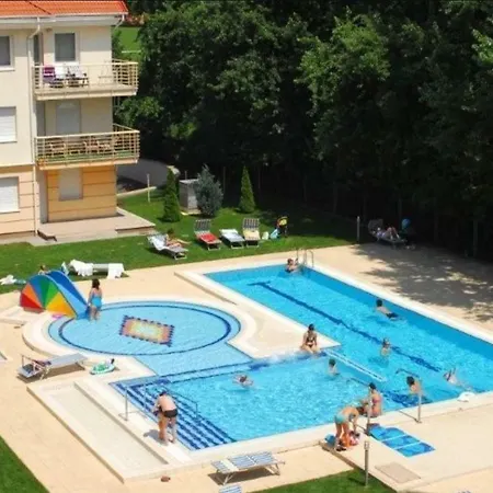 Apartment Paris-lux. Hajdúszoboszló