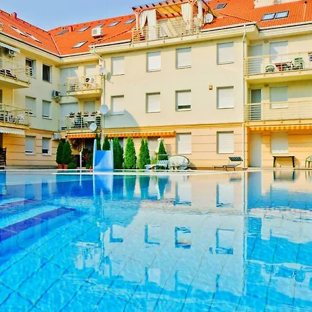 Paris-lux. Apartman Hajdúszoboszló
